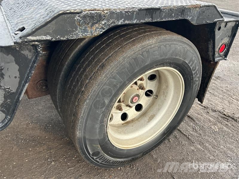 Trail King TK1 Tri/A Removable Gooseneck Lowboy Trailer Низькорамні причепи
