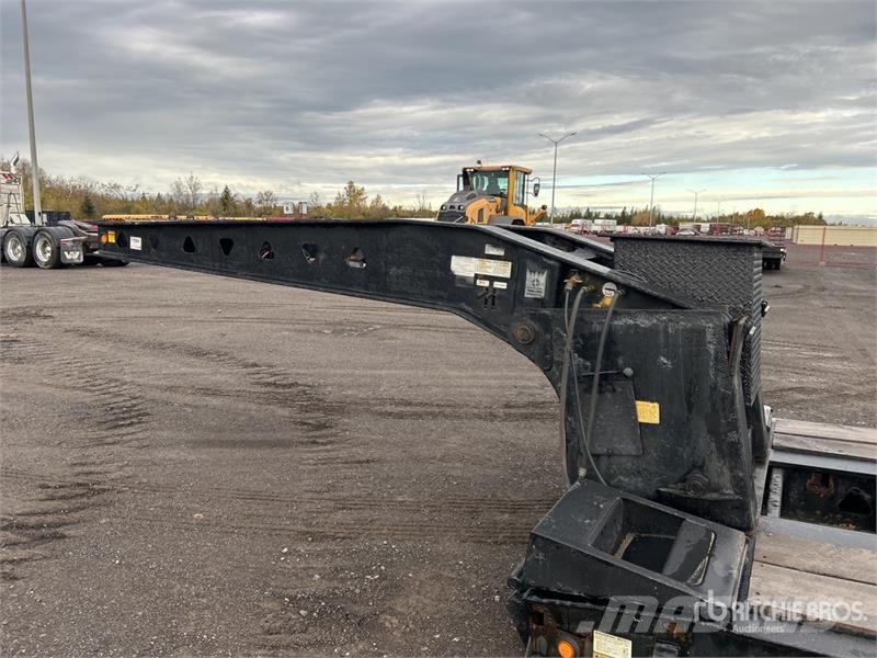 Trail King TK1 Tri/A Removable Gooseneck Lowboy Trailer Низькорамні причепи