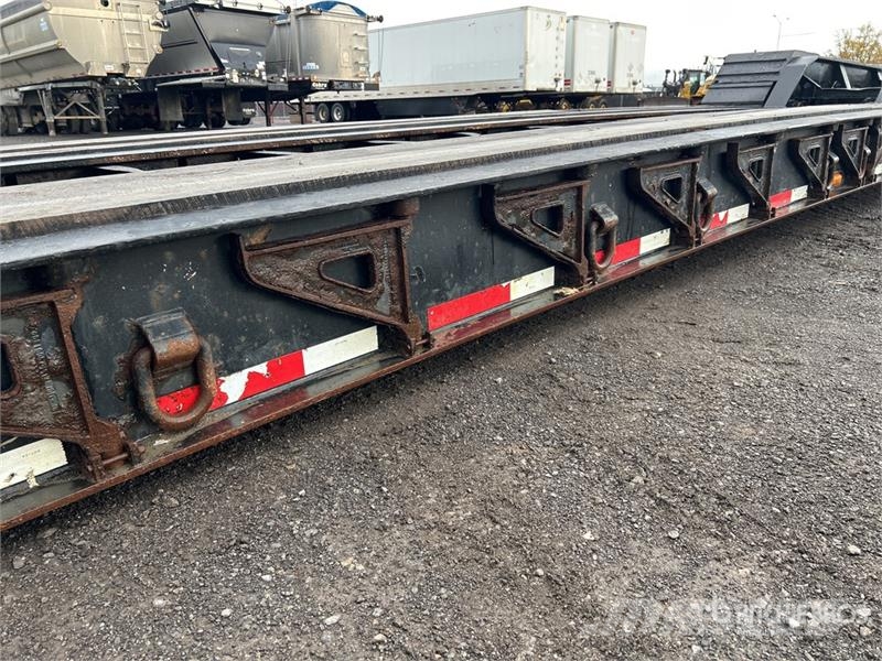 Trail King TK1 Tri/A Removable Gooseneck Lowboy Trailer Низькорамні причепи