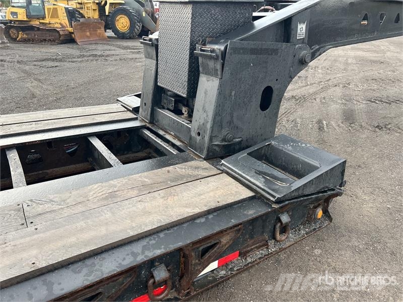 Trail King TK1 Tri/A Removable Gooseneck Lowboy Trailer Низькорамні причепи