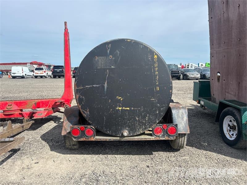 Trailer Mounted Fuel Tank Polttoaine- ja lisäainesäiliöt