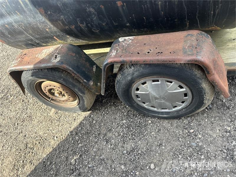 Trailer Mounted Fuel Tank Polttoaine- ja lisäainesäiliöt