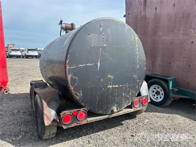 Trailer Mounted Fuel Tank Polttoaine- ja lisäainesäiliöt