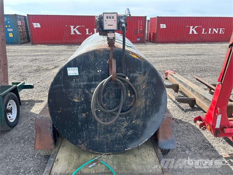 Trailer Mounted Fuel Tank Polttoaine- ja lisäainesäiliöt