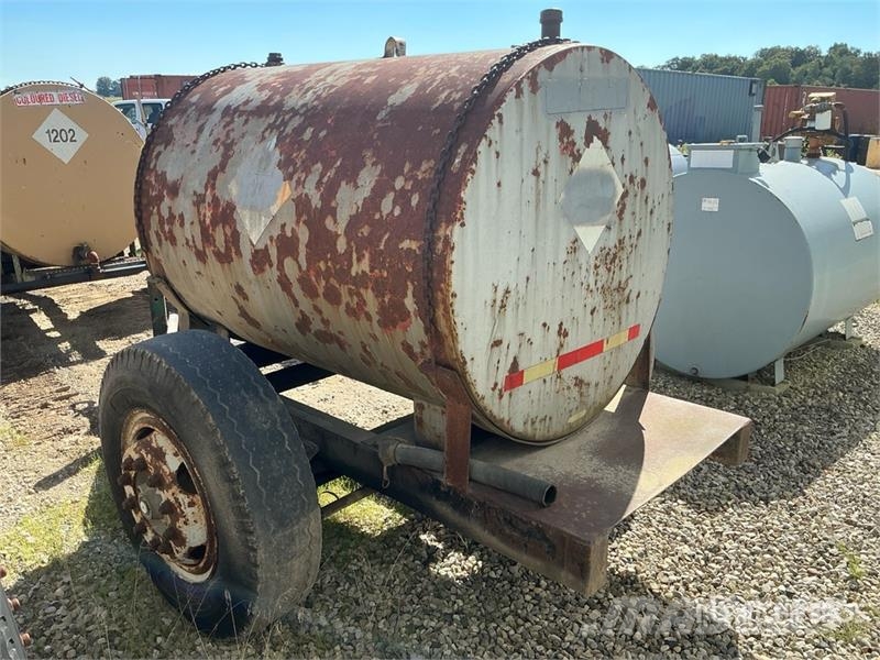 Trailer Mounted Fuel Tank Kraftstoff- und Zusatzstoffbehälter