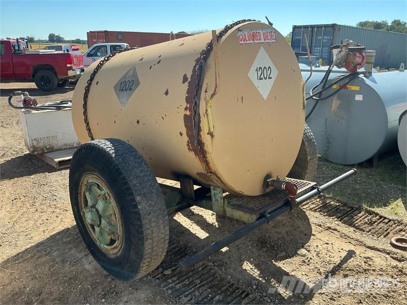 Trailer Mounted Fuel Tank Fuel and additive tanks