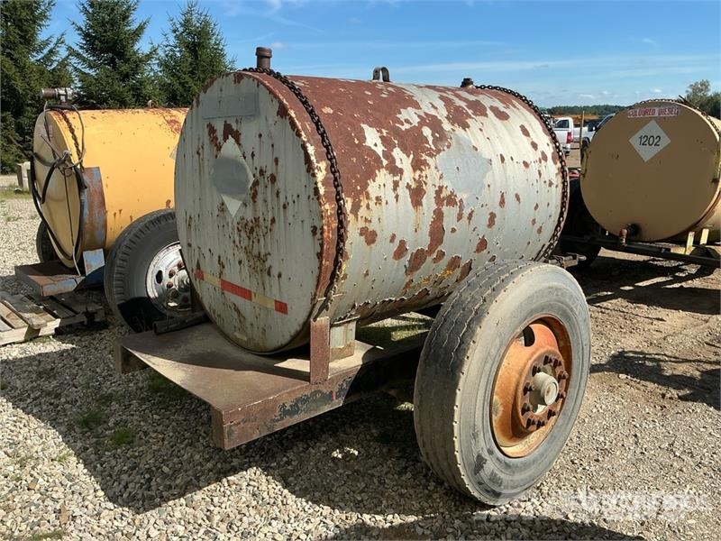 Trailer Mounted Fuel Tank Kraftstoff- und Zusatzstoffbehälter