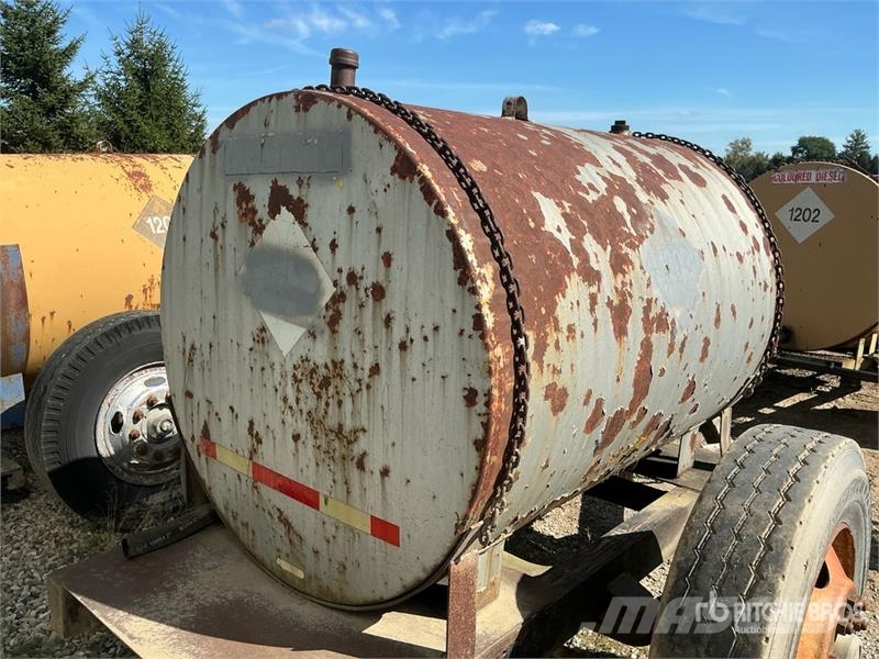 Trailer Mounted Fuel Tank Kraftstoff- und Zusatzstoffbehälter