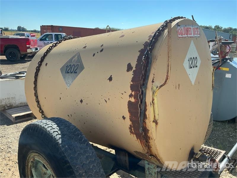 Trailer Mounted Fuel Tank Fuel and additive tanks