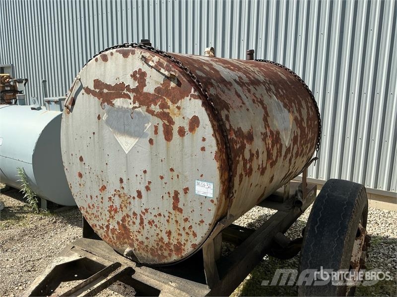 Trailer Mounted Fuel Tank Kraftstoff- und Zusatzstoffbehälter