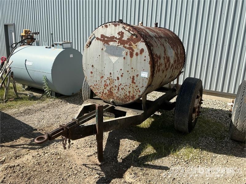Trailer Mounted Fuel Tank Kraftstoff- und Zusatzstoffbehälter