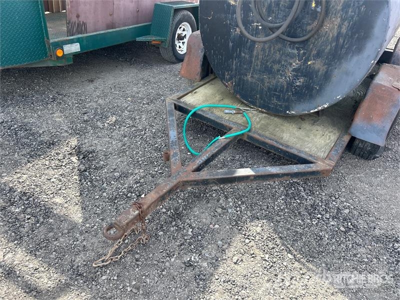 Trailer Mounted Fuel Tank Polttoaine- ja lisäainesäiliöt