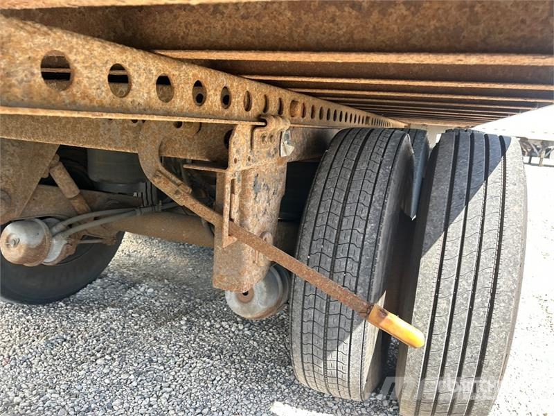 Trailmobile 53 ft x 102 in T/A Van Trailer مقطورات ذات هيكل صندوقي