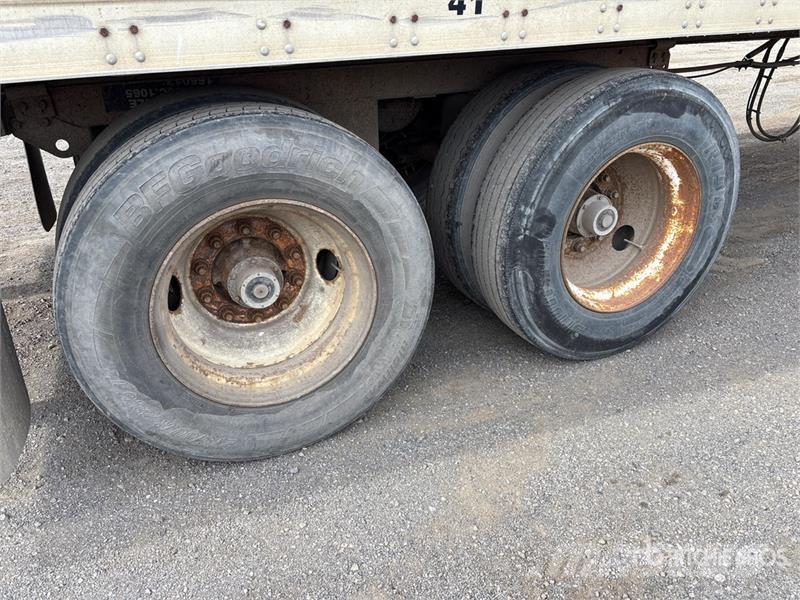 Trailmobile 53 ft x 102 in T/A Van Trailer Причепи-фургони