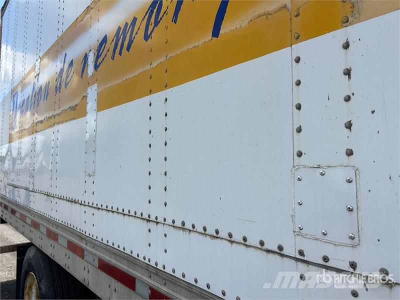 Trailmobile 53 ft x 102 in T/A Van Trailer Dobozos pótkocsik