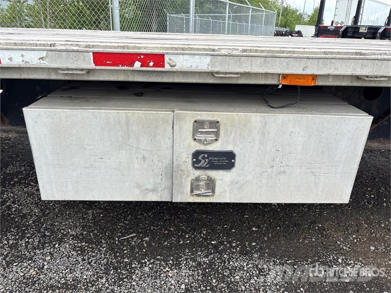 Transcraft 53 ft T/A Spread Axle Step Deck Trailer Zemie treileri