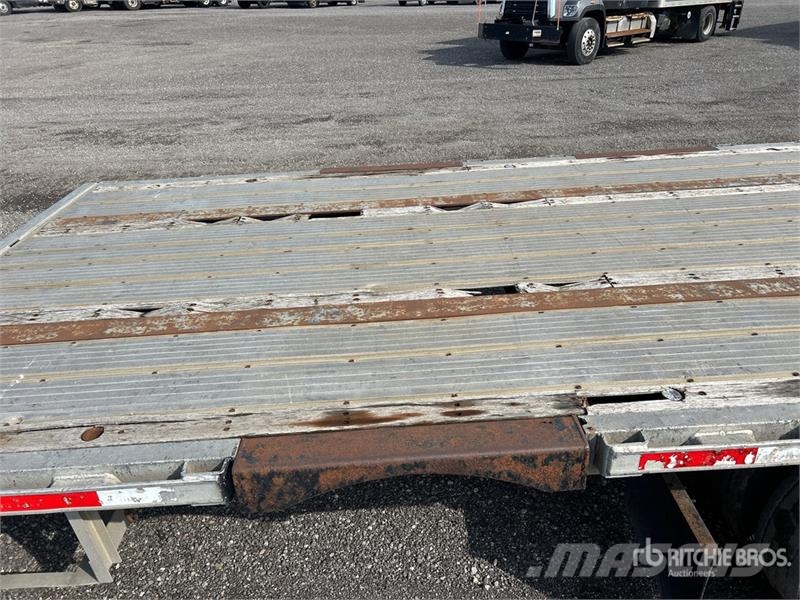 Transcraft 53 ft T/A Step Deck Trailer Low loaders