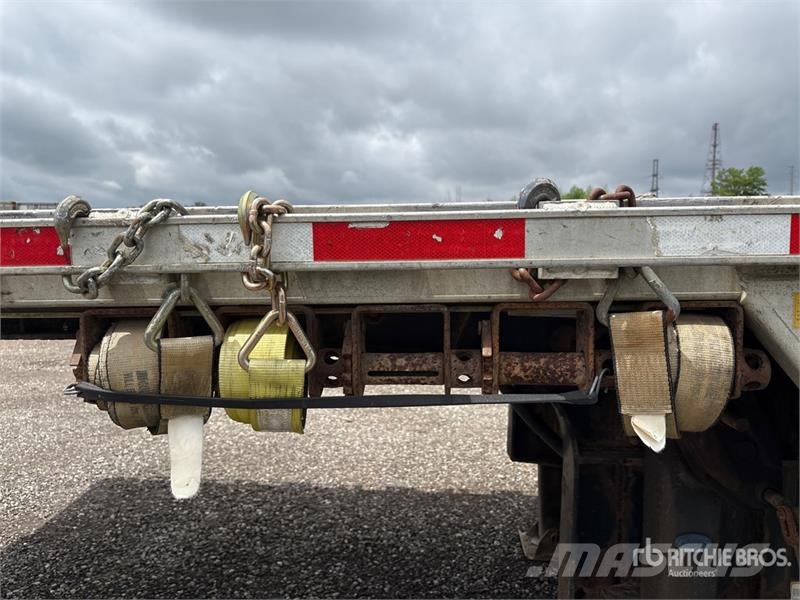 Transcraft 53 ft T/A Spread Axle Step Deck Trailer Zemie treileri