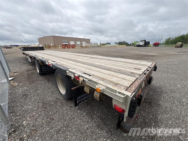Transcraft 53 ft T/A Spread Axle Step Deck Trailer Zemie treileri
