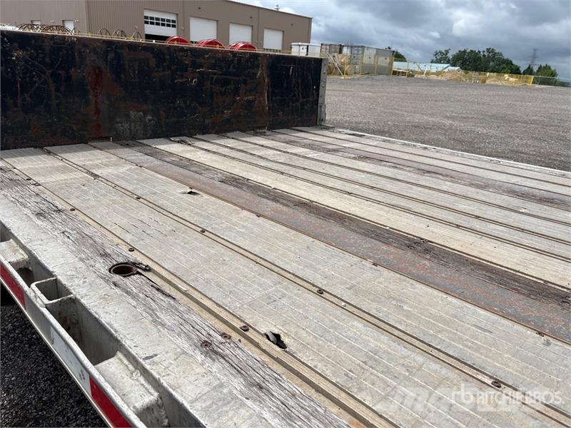 Transcraft 53 ft T/A Spread Axle Step Deck Trailer Zemie treileri