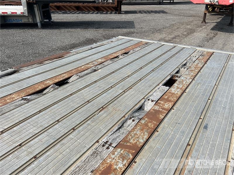 Transcraft 53 ft T/A Step Deck Trailer Low loaders