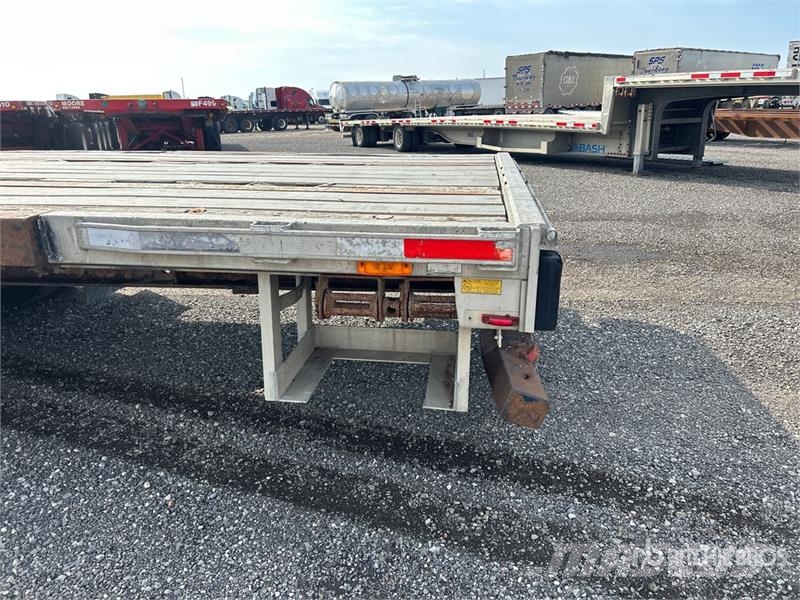 Transcraft 53 ft T/A Step Deck Trailer Low loaders