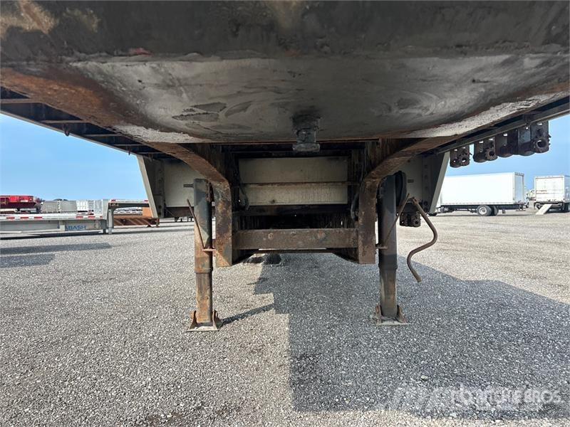 Transcraft 53 ft T/A Step Deck Trailer Low loaders