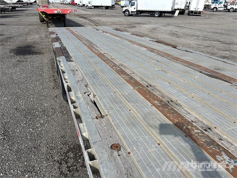 Transcraft 53 ft T/A Step Deck Trailer Low loaders