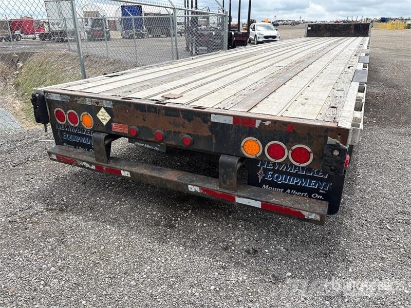 Transcraft 53 ft T/A Spread Axle Step Deck Trailer Zemie treileri