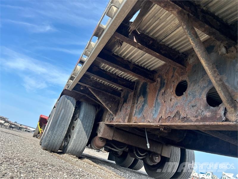 Transcraft 53 ft T/A Step Deck Trailer Low loaders