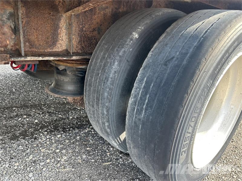 Transcraft 53 ft T/A Step Deck Trailer Low loaders