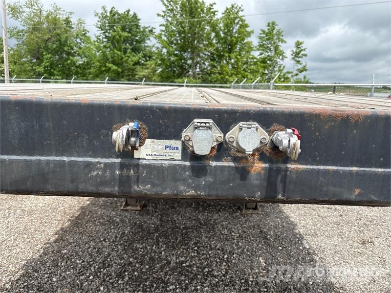 Transcraft 53 ft T/A Spread Axle Step Deck Trailer Zemie treileri