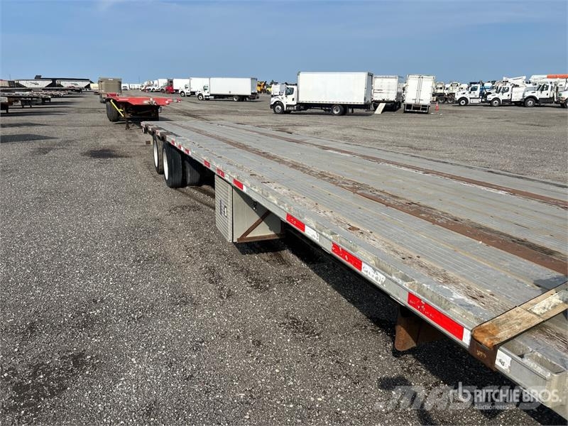 Transcraft 53 ft T/A Step Deck Trailer Low loaders