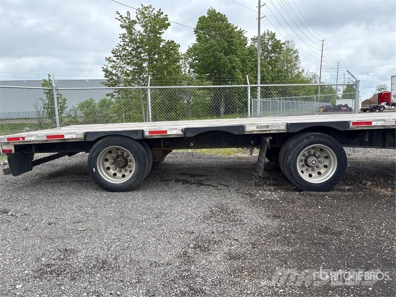 Transcraft 53 ft T/A Spread Axle Step Deck Trailer Zemie treileri