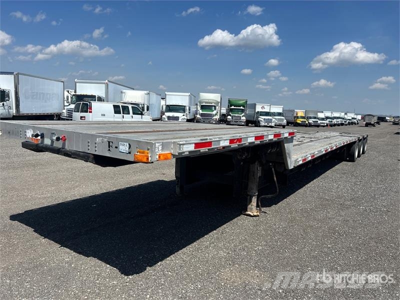 Transcraft 53 ft Tri/A Step Deck Trailer Blokvogn
