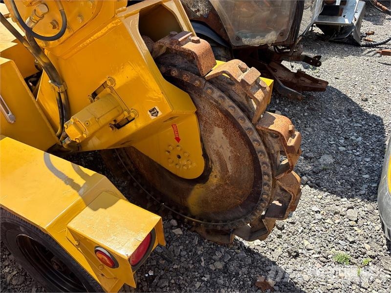  Trench Compactor (Inoperable) Augsnes blīvētāji