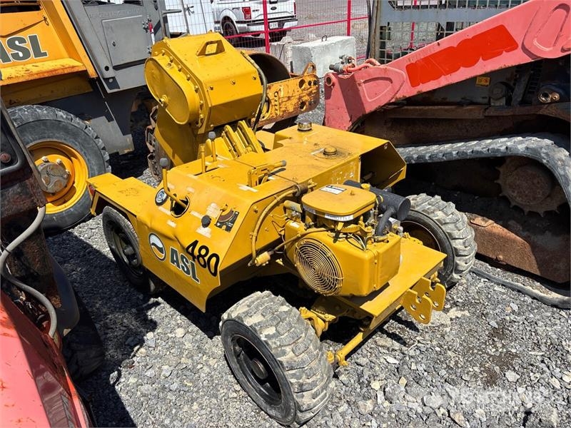  Trench Compactor (Inoperable) Augsnes blīvētāji