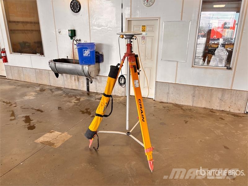 Trimble R750 Grade Control GNSS Receiver مكونات أخرى
