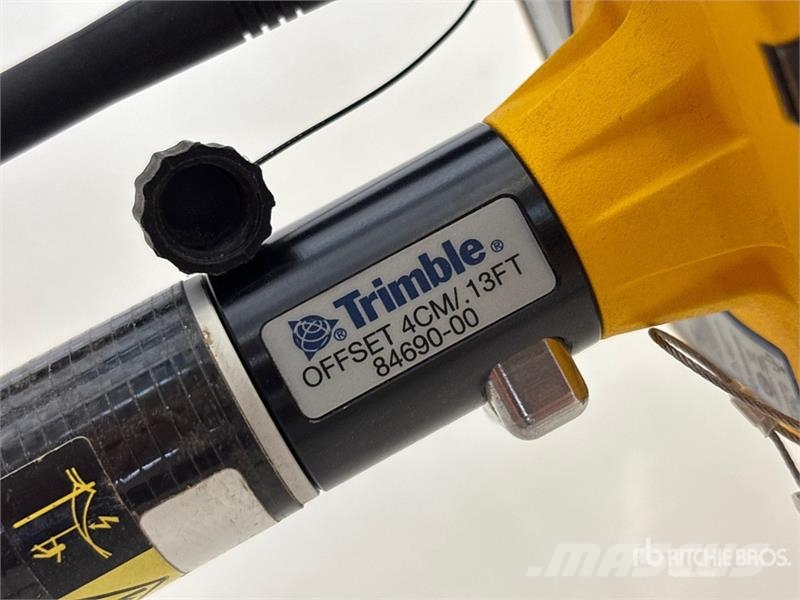 Trimble R780 Rover Grade Control GNSS Receiver مكونات أخرى