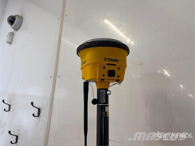 Trimble R780 Rover Grade Control GNSS Receiver مكونات أخرى