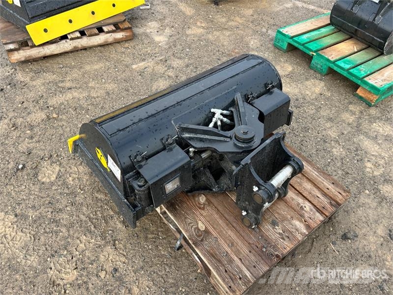Trojan 35CL 42 in Q/C Hydraulic Tilting Excavator Bucket Kašike / Korpe