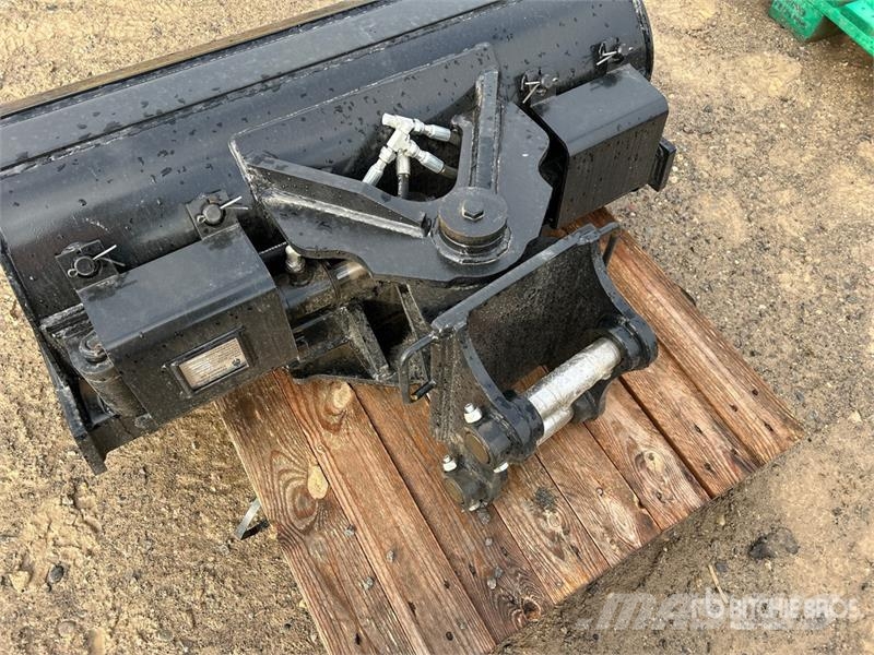 Trojan 35CL 42 in Q/C Hydraulic Tilting Excavator Bucket Kašike / Korpe