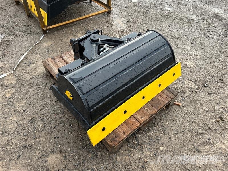 Trojan 35CL 42 in Q/C Hydraulic Tilting Excavator Bucket Kašike / Korpe