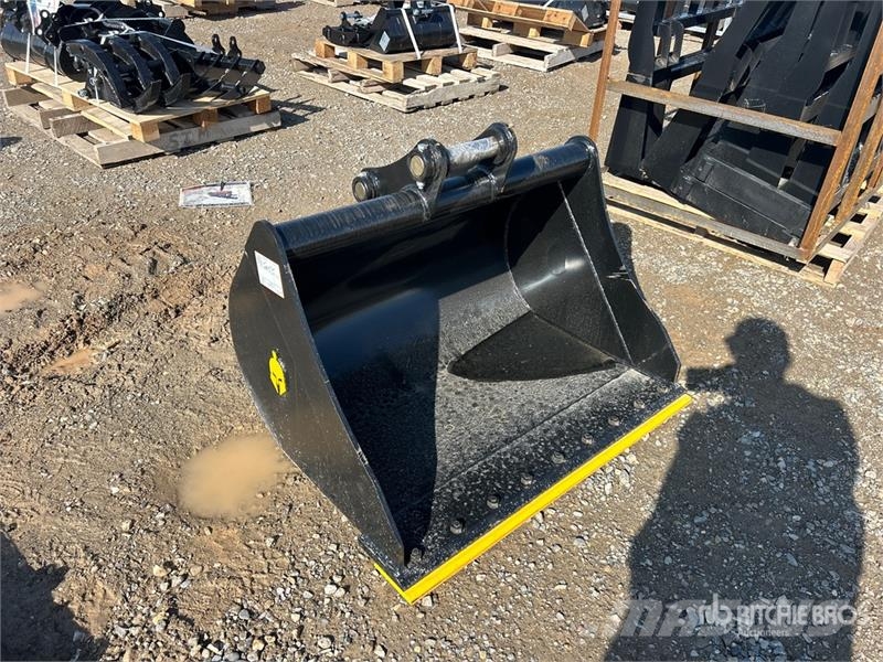 Trojan 35CL 42 in Q/C Cleanup Excavator Bucket - Fits Cat Schaufeln