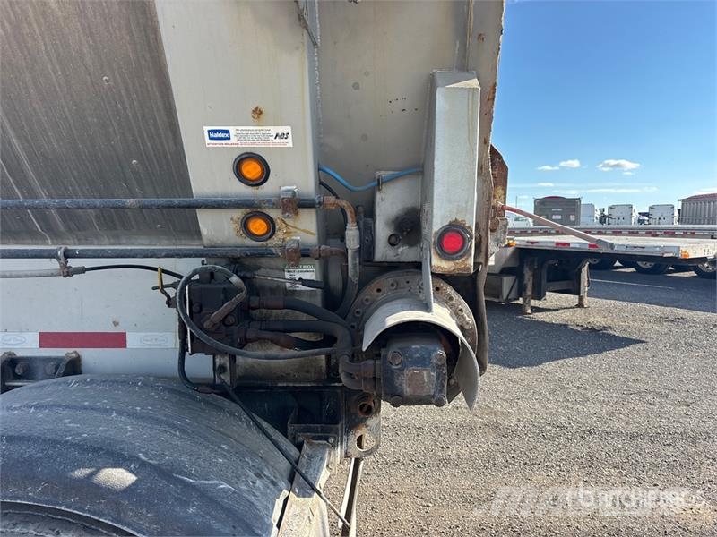 Trout River 46 ft 5/Axle Live Bottom Trailer Semirimorchi con piano mobile
