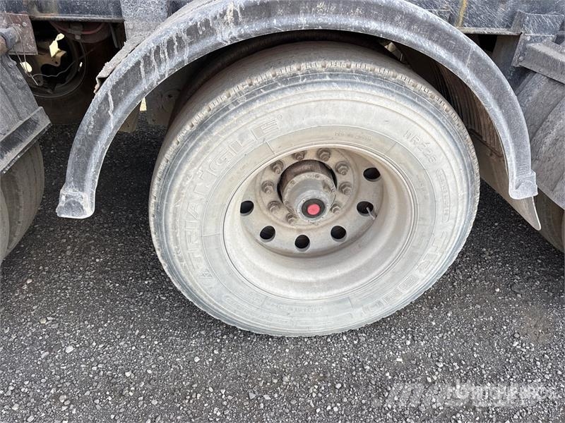 Trout River 46 ft 5/Axle Live Bottom Trailer Semirimorchi con piano mobile