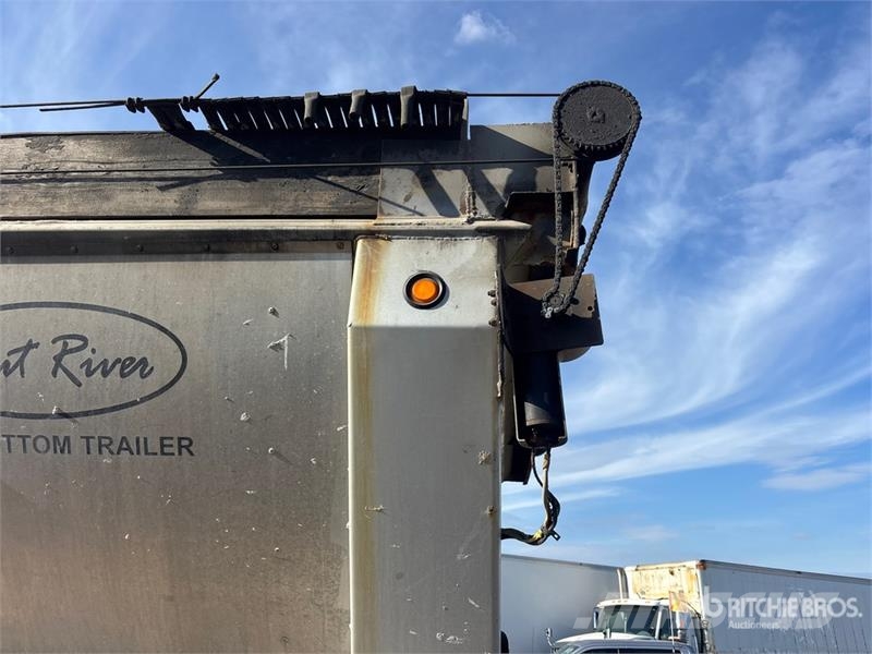 Trout River 46 ft 5/Axle Live Bottom Trailer Semirimorchi con piano mobile