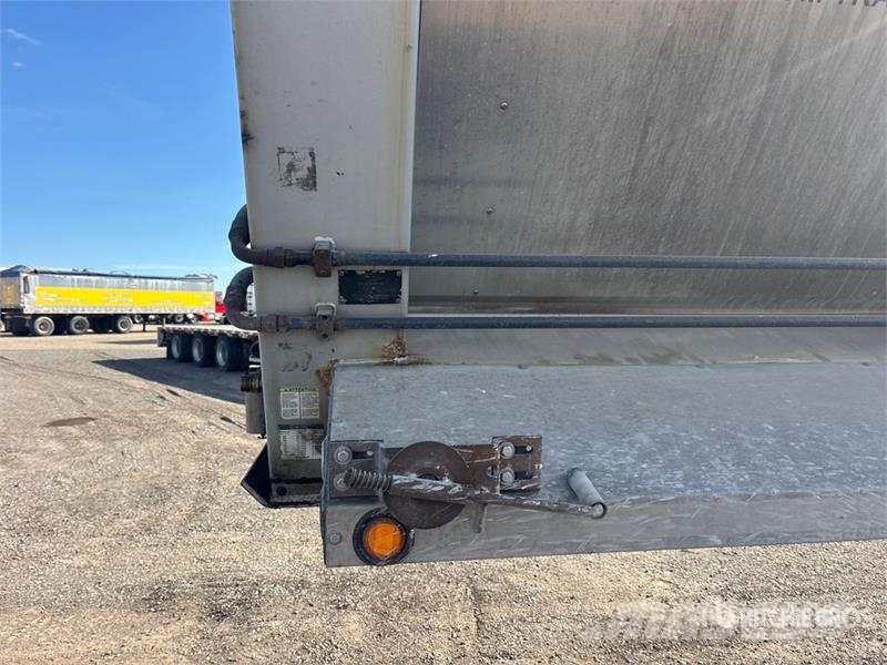 Trout River 46 ft 5/Axle Live Bottom Trailer Semirimorchi con piano mobile
