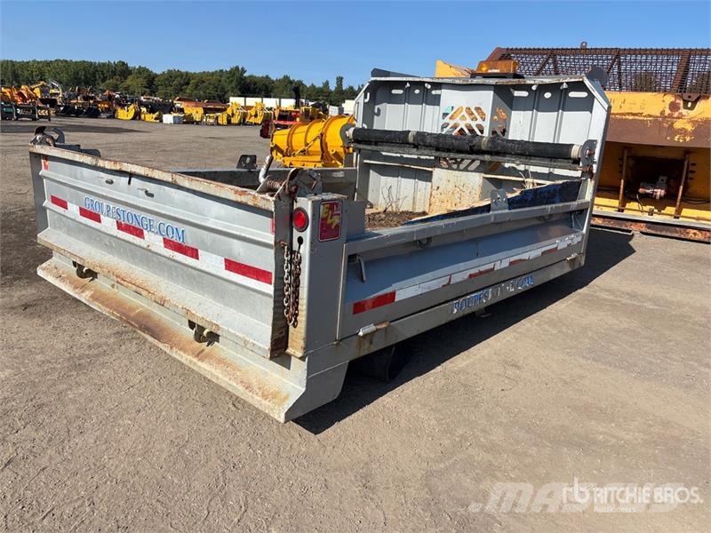 Truck Dump Body Tipper trucks