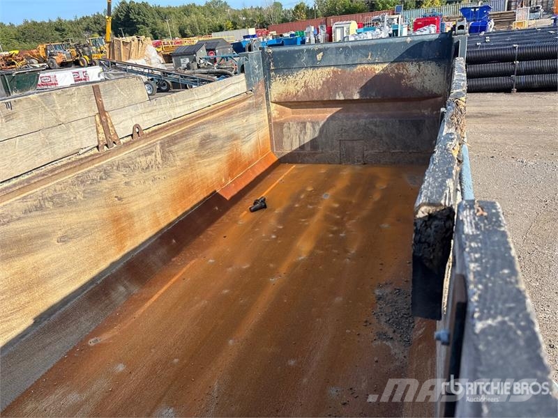 Truck Dump Body Tipper trucks